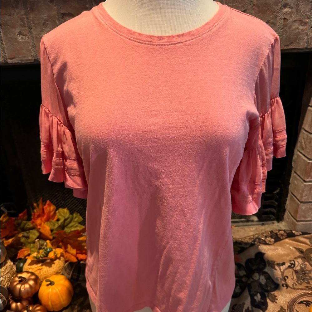 Chelsea and Theodore Women's Short Sleeve top